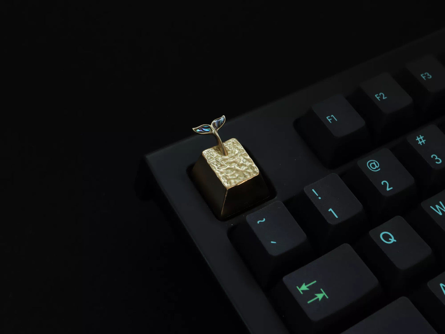 Abalone Whale Tail Keycap