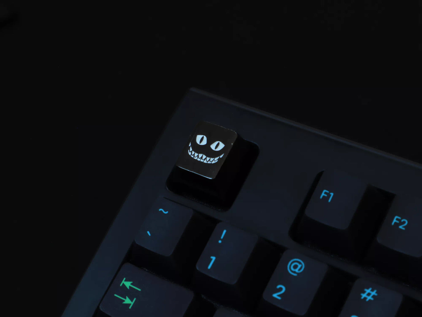 Cheshire Grin Keycap