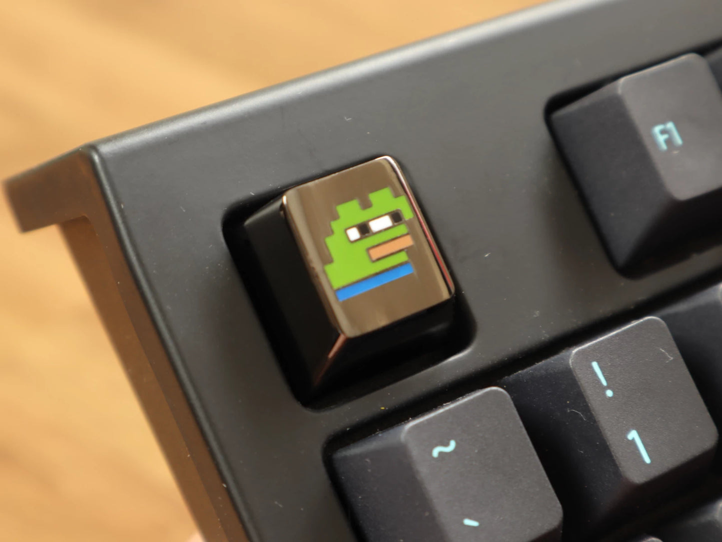Pixel Peepo Keycap (Collab @PeepoParadise)