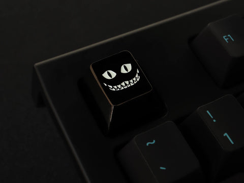 Cheshire Grin Keycap